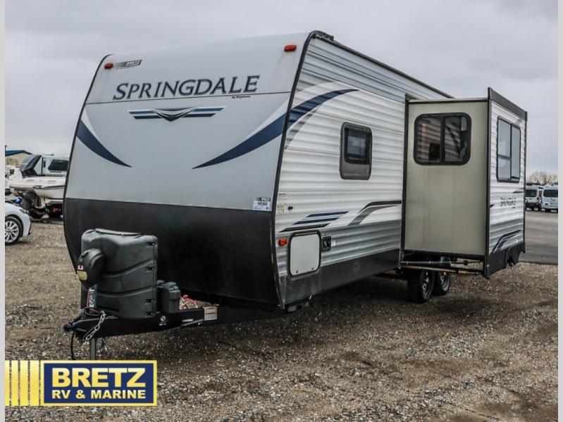 RV listing image