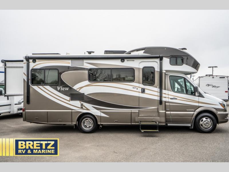 RV listing image