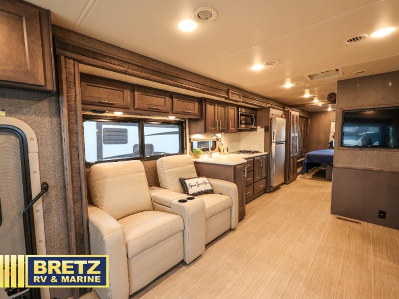 RV listing image