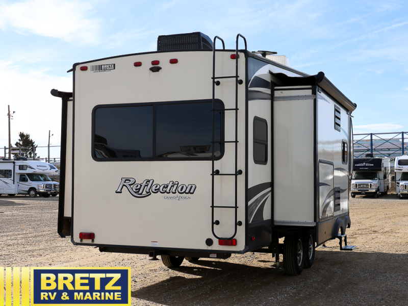 RV listing image