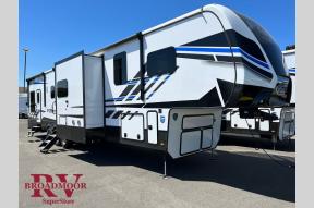 New 2023 Keystone RV Fuzion 421 Photo