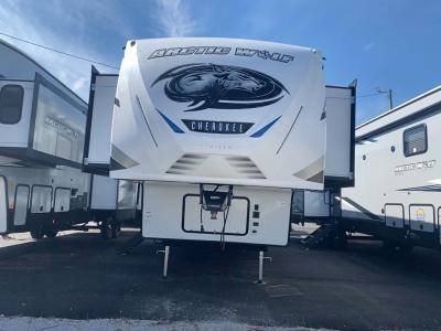 New 2022 Forest River RV Cherokee Arctic Wolf Suite 3990
