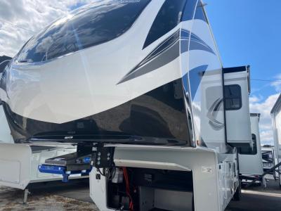 New 2024 Grand Design Solitude 417KB