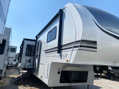 New 2024 Grand Design Solitude S-Class 4003BH