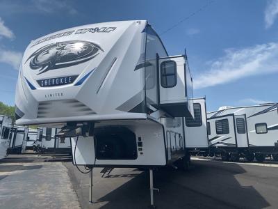 New 2022 Forest River RV Cherokee Arctic Wolf Suite 3770