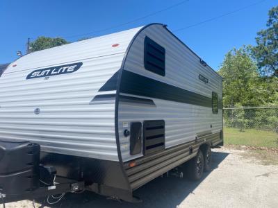 Used 2023 Sunset Park RV Sun Lite 21TH