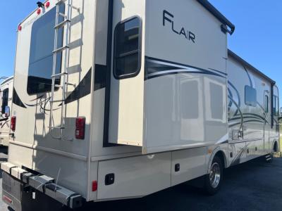 Used 2018 Fleetwood RV Flair 31A