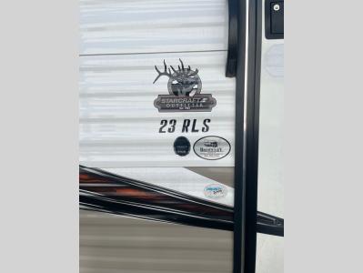 Used 2018 Starcraft Autumn Ridge Outfitter 23RLS