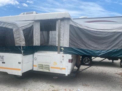 Used 2001 Coleman 25FT POP UP