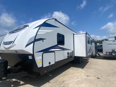 New 2022 Forest River RV Cherokee Alpha Wolf 33BH-L