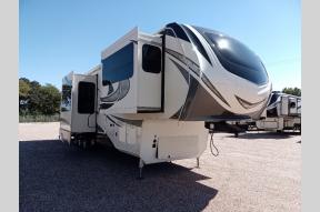 Used 2017 Grand Design Solitude 374TH Photo