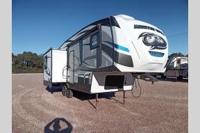 Used 2018 Forest River RV Cherokee Arctic Wolf 285DRL4 Photo