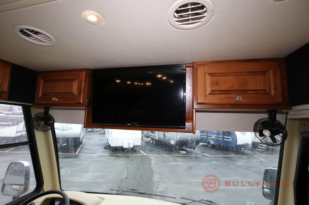 Used 2014 Tiffin Motorhomes Allegro Breeze 32 BR Motor Home Class A