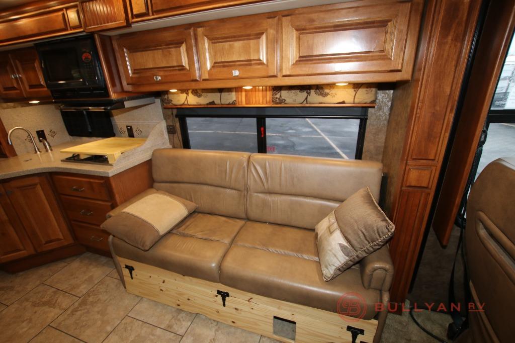 Used 2014 Tiffin Motorhomes Allegro Breeze 32 BR Motor Home Class A