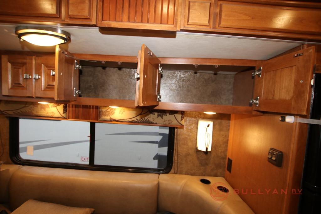 Used 2014 Tiffin Motorhomes Allegro Breeze 32 BR Motor Home Class A