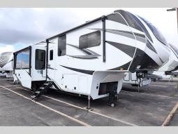 New 2024 Grand Design Solitude 391DL Photo