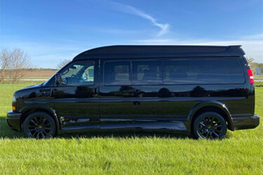 GMC Savana Explorer Extended Van