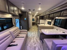 Used 2024 Thor Motor Coach Omni RS36 Photo