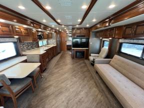 Used 2018 Fleetwood RV Pace Arrow LXE 38F Photo