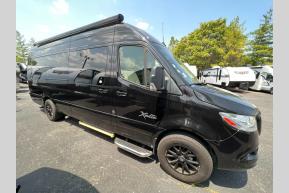 Used 2022 Regency Xalta TOUR 4.2 Photo