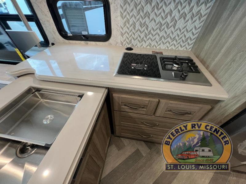 Adventurer/36Z/2025 image-23