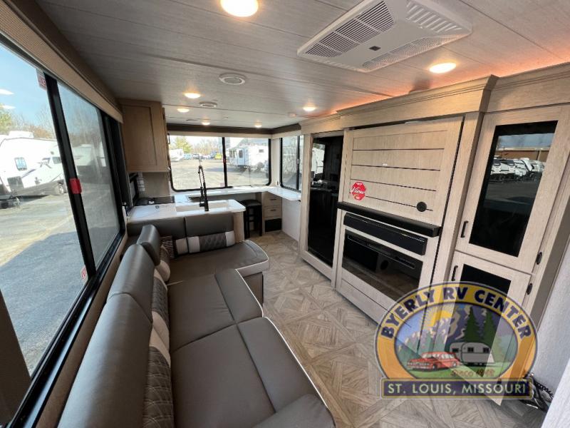 New 2024 Forest River RV Wildwood XLite View 24VIEW Travel Trailer at