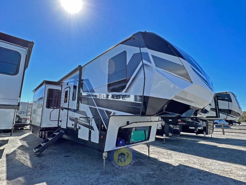 New 2023 Dutchmen RV Voltage 4225 Toy Hauler Fifth Wheel at Camp-Rite ...