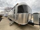 2017 Airstream Classic 30FQB Exterior