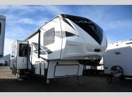 Used 2019 Dutchmen RV Voltage 3805 image