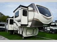 Used 2020 Keystone RV Montana 3761FL image