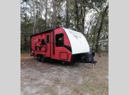 Used 2017 Winnebago Industries Towables Minnie 2106FBS image