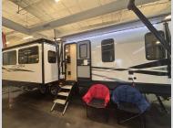 New 2025 Dutchmen RV Astoria 3313RL image