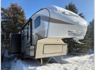 Used 2018 Keystone RV Cougar X-lite 28SGS image
