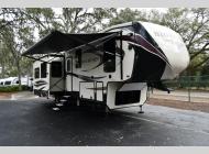 Used 2019 Heartland Bighorn 3270RS image