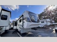 New 2025 Palomino Columbus 376DS image