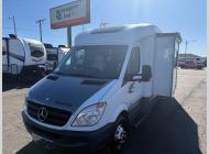 Used 2012 Itasca Navion 24G image