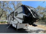 Used 2017 Dutchmen RV Voltage 4150 image