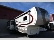 Used 2015 Thor Redwood 38RL image