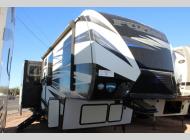 Used 2017 Keystone RV Fuzion 371 image