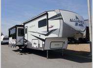 Used 2022 Alliance RV Avenue 32RLS image