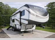 Used 2024 Rockwood Rockwood Signature 282RD image