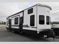 Used 2025 Forest River RV Cedar Creek Cottage 40CBK image