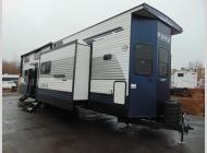 Used 2025 Palomino Puma Destination 403LFT image