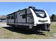 Used 2020 Winnebago Industries Towables Minnie Plus 30RLS image