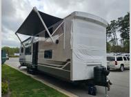 New 2025 Alliance RV Benchmark 44LFT image