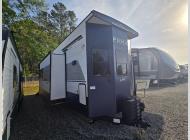 New 2025 Palomino Puma Destination 403LFT image
