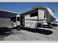New 2025 Alliance RV Avenue 32RLS image
