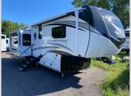 New 2025 Jayco North Point 310RLTS image