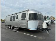 New 2024 Airstream RV Flying Cloud 30FBBT image
