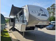 New 2025 Alliance RV Avenue 39MBR image